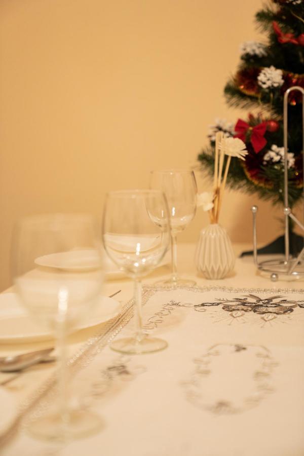 Helen Homestay Vaclavske Namesti Прага Екстериор снимка